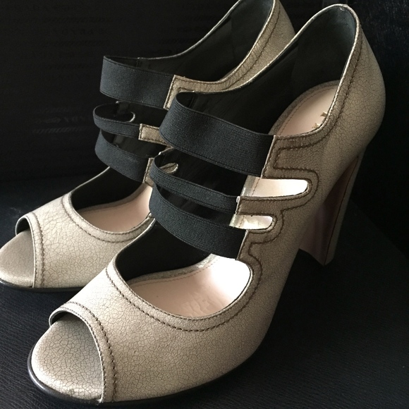 Prada white 3-strap Mary Janes size 37.5 - Picture 3 of 6